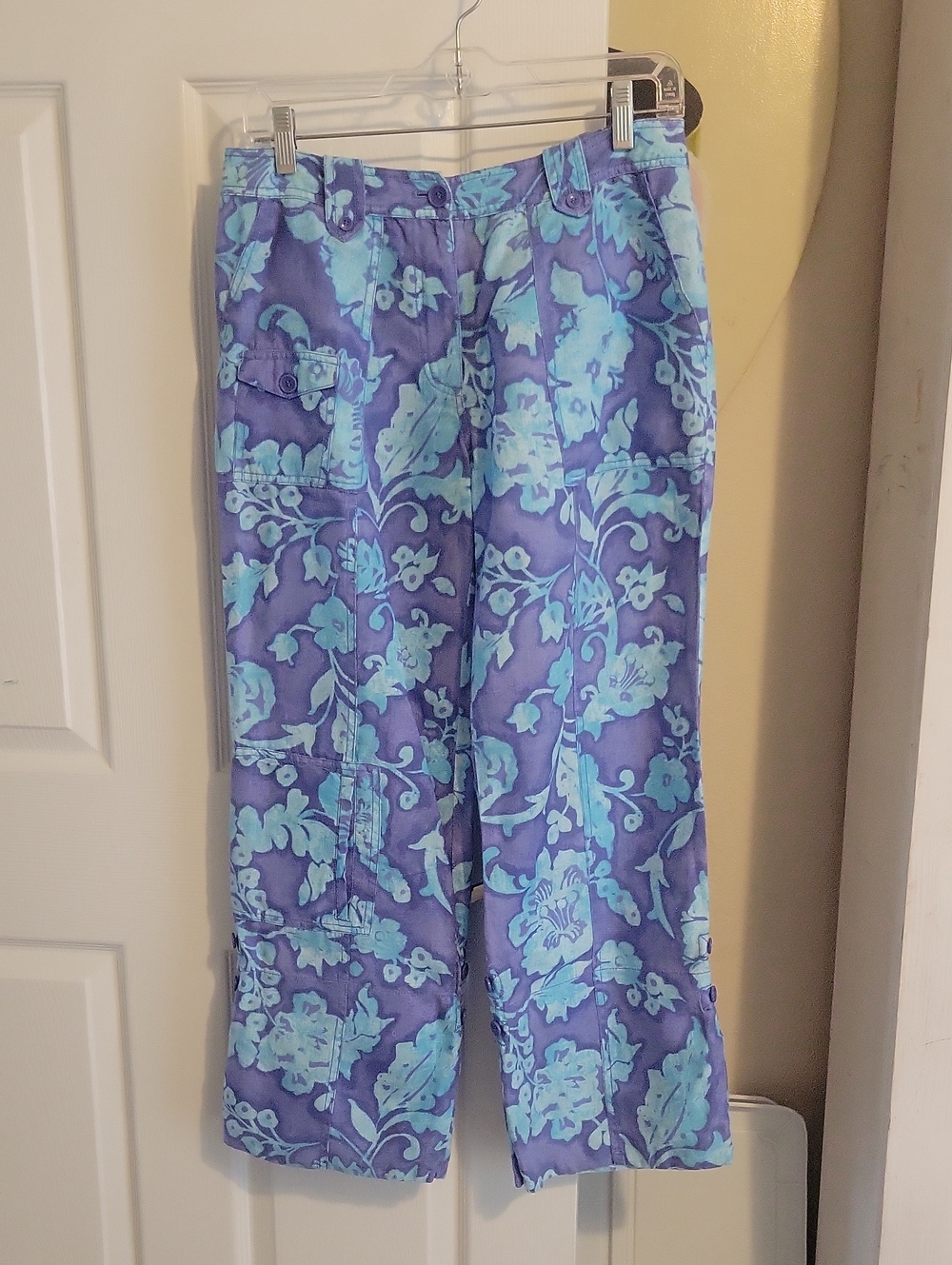 Sigrid Olsen Sz6 Linen Blue and Light Blue Floral Cropped Cargo Pant